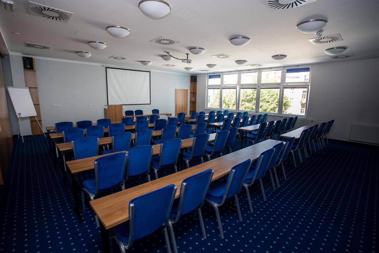 Hotel Grand Hradec Králové المظهر الخارجي الصورة