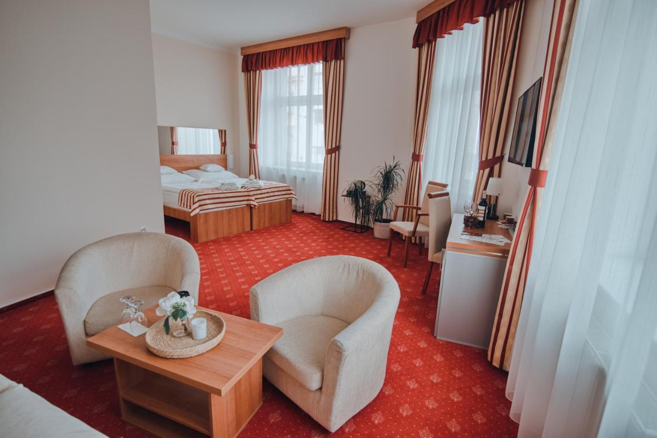 Hotel Grand Hradec Králové المظهر الخارجي الصورة