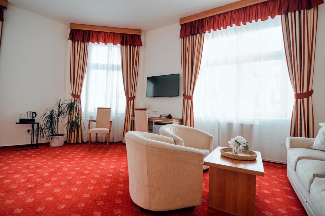 Hotel Grand Hradec Králové المظهر الخارجي الصورة