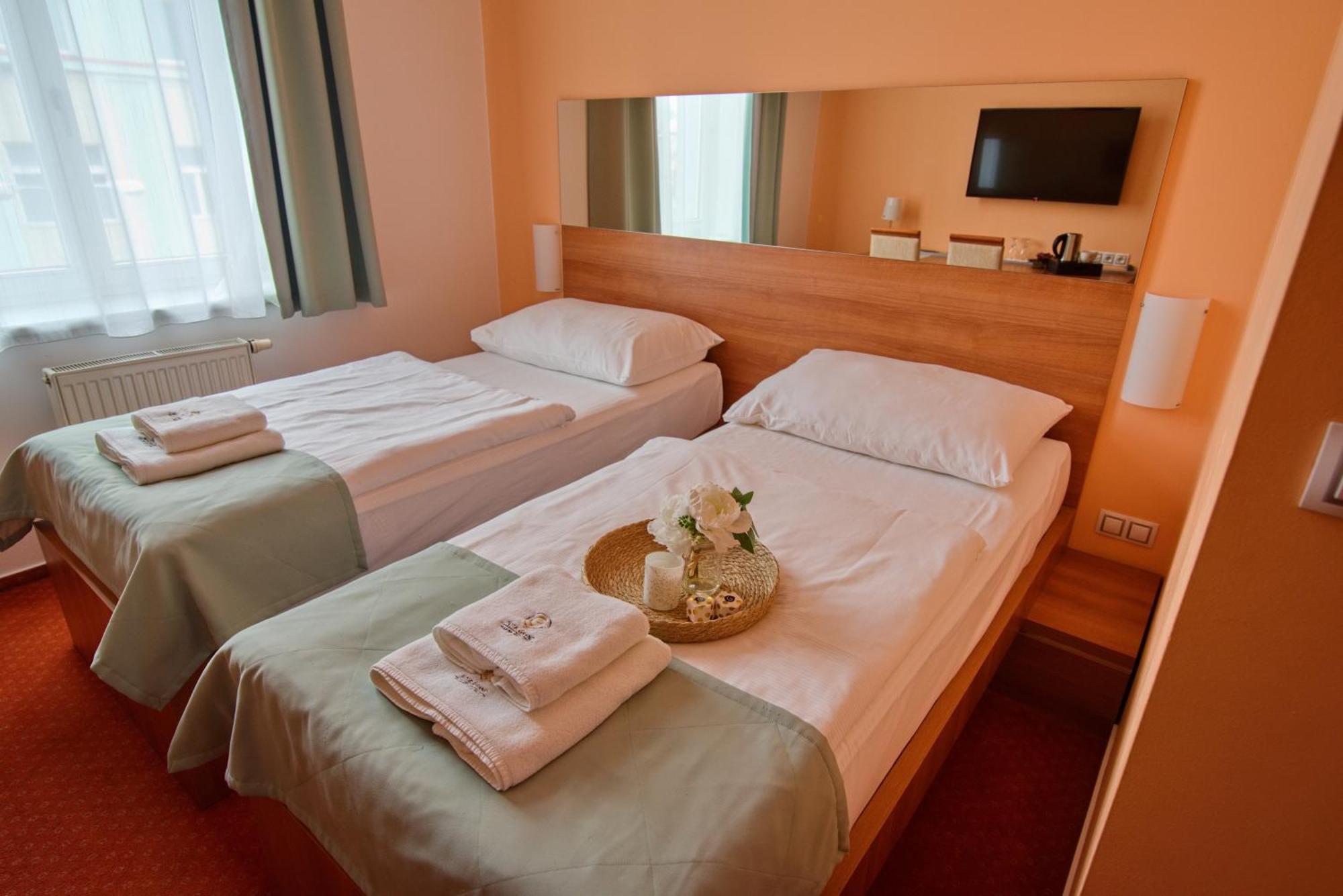 Hotel Grand Hradec Králové المظهر الخارجي الصورة