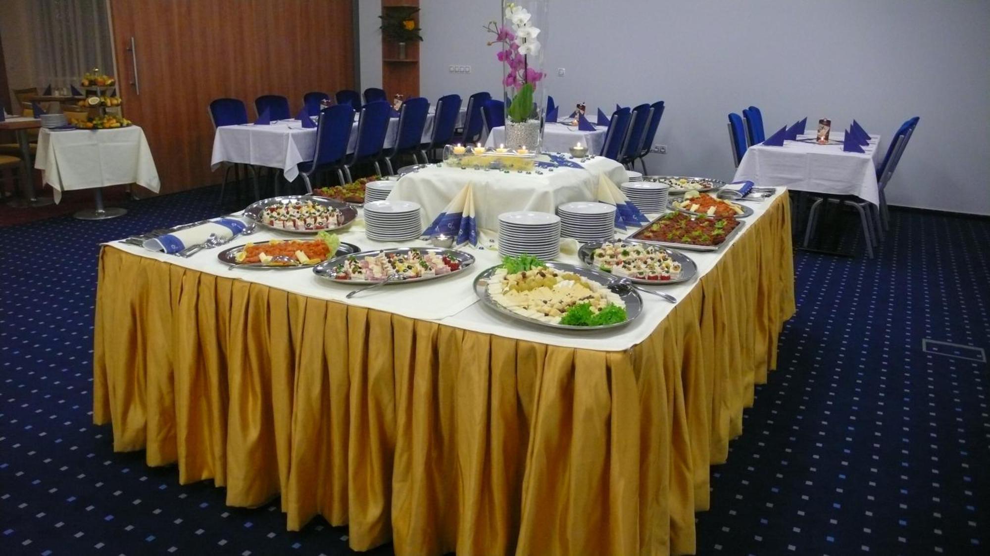 Hotel Grand Hradec Králové المظهر الخارجي الصورة
